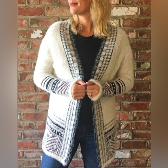 Venario Sweaters - White cardigan